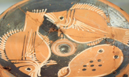 Assiette à poisson - Italie du sud - 4iè av. notre ère