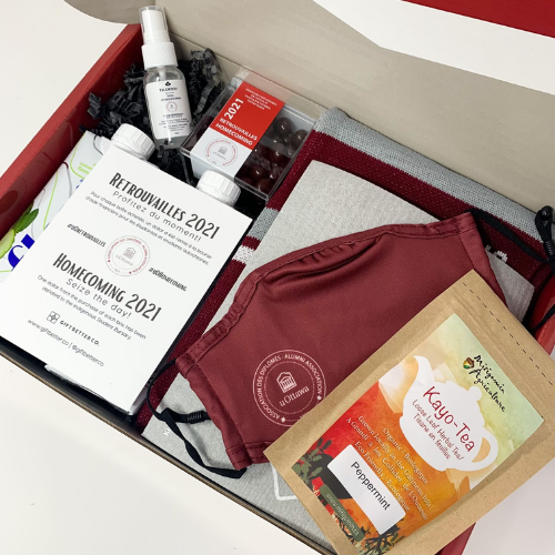 University of Ottawa's Alumni Association presents the Homecoming 2021 Box which includes mask, tea, chocolates...